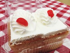 -红宝石·鲜奶小方·海派西点房(南丹店)