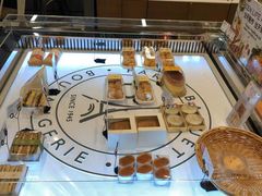 -巴黎贝甜(周浦海印店)