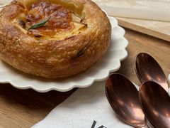 -VERIE BAKEHOUSE
