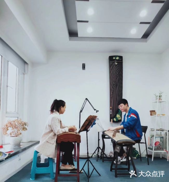 爱乐蒙艺术·古筝 钢琴 声乐(科华校区)图片