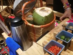 -椰夫人·养生椰子鸡(金沙洲永旺店)