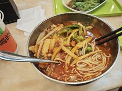 -卓雅桂林米粉