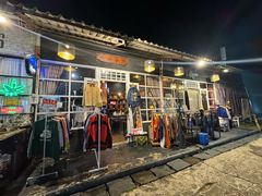 -席娜卡琳火车铁道夜市