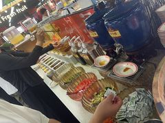 -四囍码头海鲜烧烤自助火锅(外滩南京东路悦荟广场店)