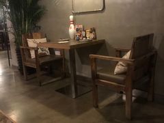 -HIGH FIVE哈福手工汉堡(桂林路店)