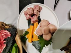 -红鼎豆捞·非遗鲍皇汤火锅(宝丰路店)