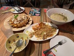 -玛格萝妮(汇智国际商业中心店)