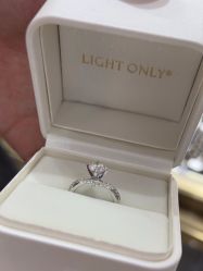 -LightOnly·培育钻石婚戒定制(天坛店)