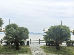 -鹰龙海畔度假酒店(咸祥店)
