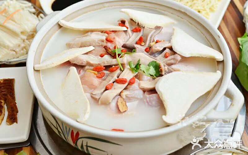 天和园滋补火锅店