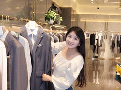 -王府井百货熙地港店