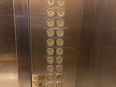 -上海浦东康桥绿地假日酒店