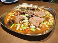 -三叔特色自贡菜(中海国际店)