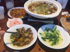 -唐师傅湘西名菜馆(武陵路店)