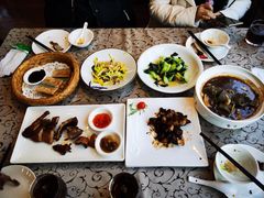 -一江春水·杭帮臻宴(三台山店)