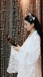 -汉仪华裳汉服馆(打浦桥店)