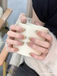 -晨·艺美甲美睫