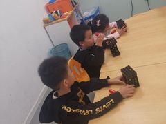 -斯坦星球AI编程·机器人科创·科学实验·信奥·思维·STEM·乐高·竞赛考级(长宁虹桥大融城荟聚中心)