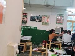 大堂-石灰市老火锅(北滨路店)