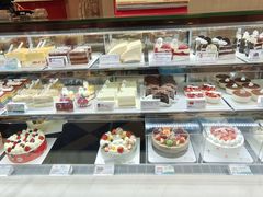 -85度C(生甜甜圈研究工坊·上海平凉店)