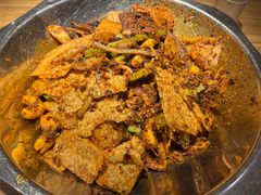 -嘎嘎鸭下巴·爆辣干锅(明教寺店)