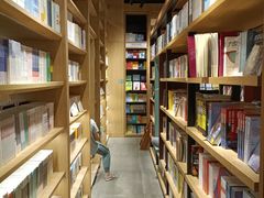 -覔书店(壹方城店)