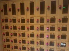 -涨巢·潮玩水疗局