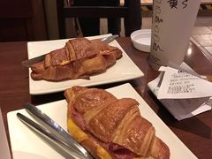 -星巴克(广州淘金路店)