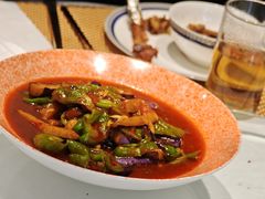 -艾尼巴億餐厅 Aini Bayi Restaurant(曲阳路店)