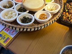 -包整·丝娃娃(一览甲秀楼风景店)