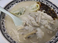 -明呈黄鱼面馆(斜土路店)