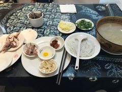 -桥香园云南过桥米线(金马碧鸡店)