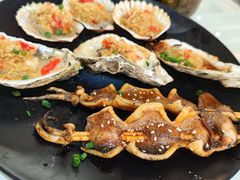 -覃记海鲜美食餐厅