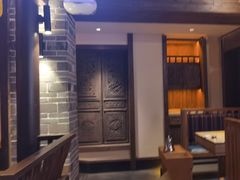 -野山舂·贵州现舂酸汤牛肉(东山店)