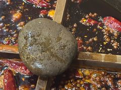 -渝嘴小老弟老火锅(华新村店)