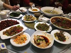 -泡椒食堂
