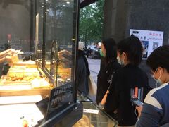 自助取餐区-六贤记(杭州龙湖滨江天街店)