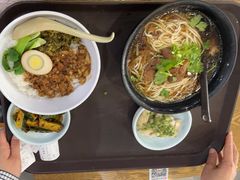 -李先生牛肉面大王(北京站售票厅餐厅)