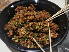 -鱿遍天下·20年夜宵地标大排档(东风路店)