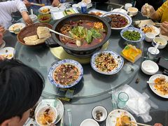 -都江堰石锅鱼