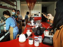 -UNI UNI(环亚凯瑟琳店)