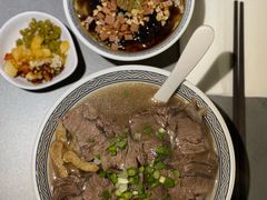 -粉吖吖·邵阳米粉(体育西路店)