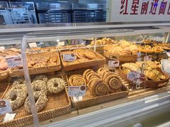 -红星前进面包牛奶公司(君太店)