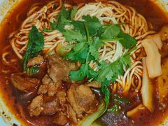 红烧牛肉面-遇见小面(白云机场T2安检外店)