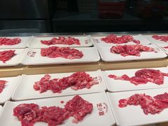 -芝小官毛肚火锅海鲜自助(苏州吴江区万宝店)