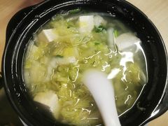 -闫家驴肉老店(华电一校店)