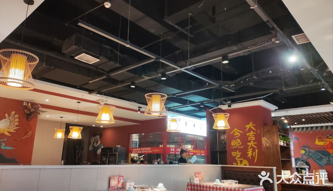 【美食探店】梅博雄老街芦花鸡，辣而不腻[色]