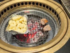 -山川小町·极番烧肉(新地假日广场店)