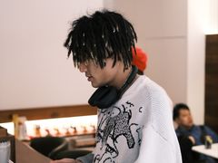 -Line来恩咖啡(石厦花园店)