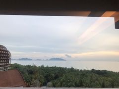 -三亚湾海居铂尔曼度假酒店